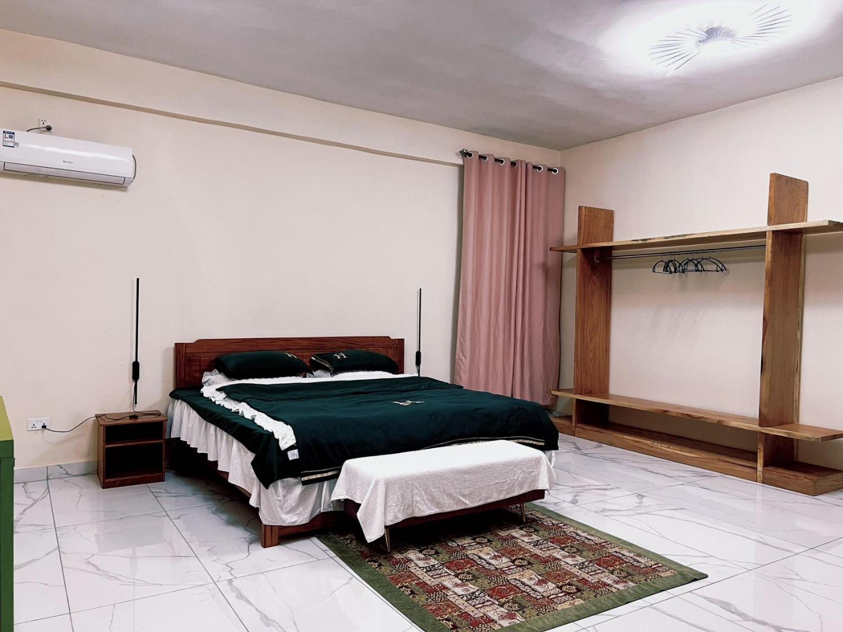 Grand Leone Hotel Freetown Exterior photo