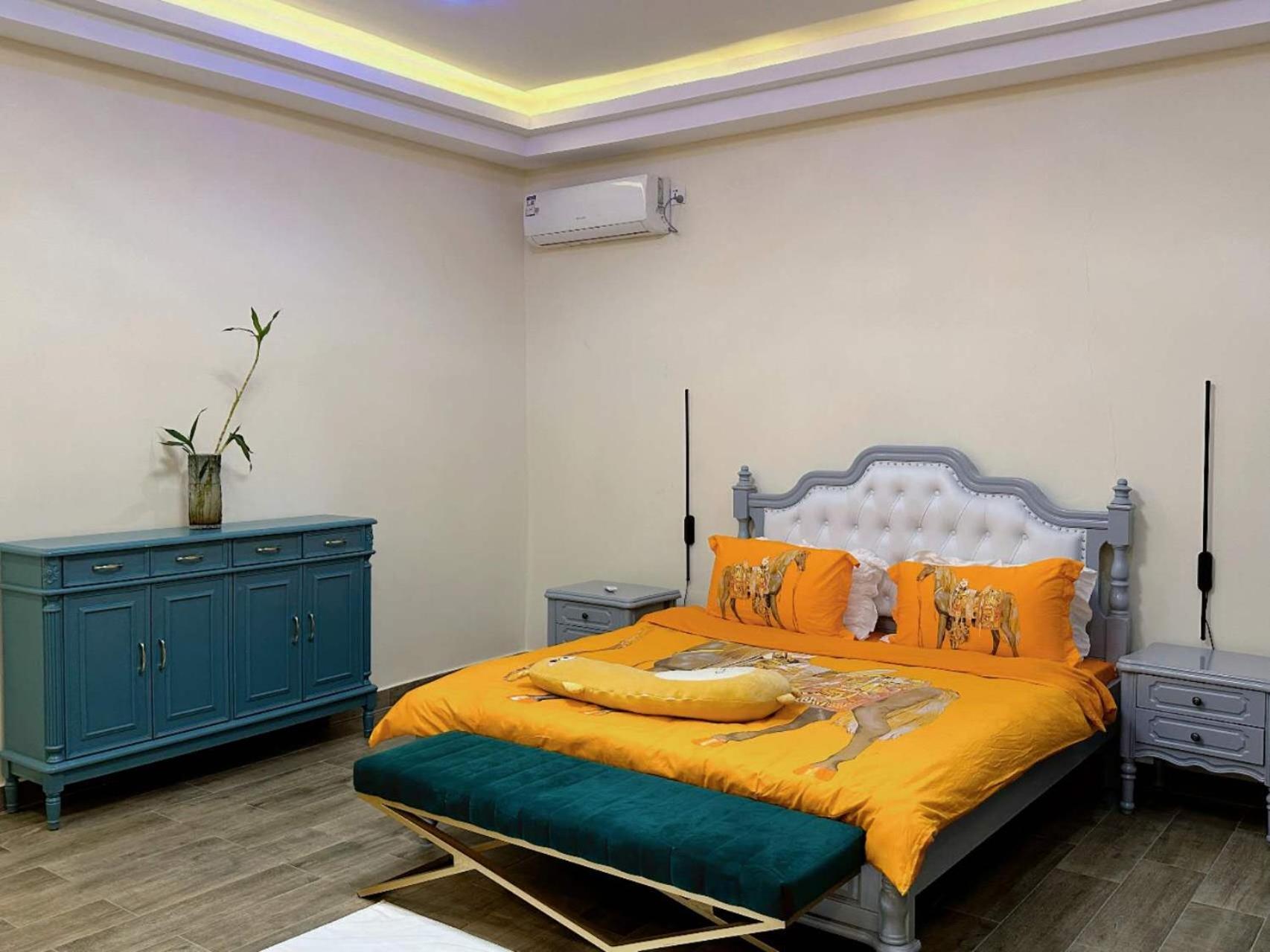 Grand Leone Hotel Freetown Exterior photo